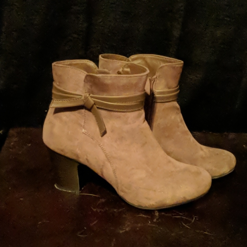 Brown ankle boots